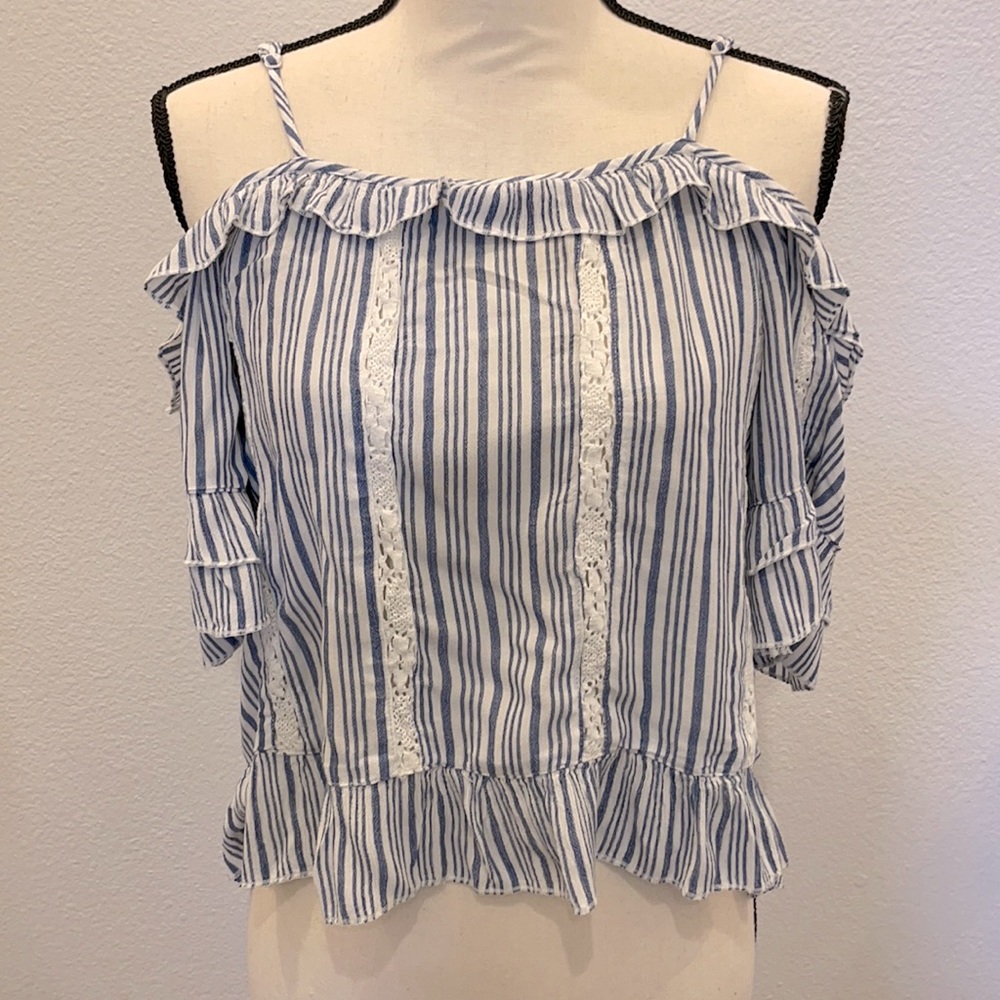 American Eagle Outfitters Off-The-Shoulder Blouse